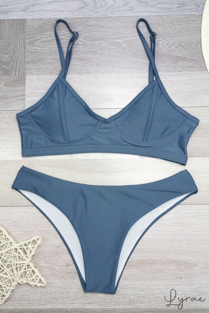Ema® | Push-up bikini with top and delta wing thong