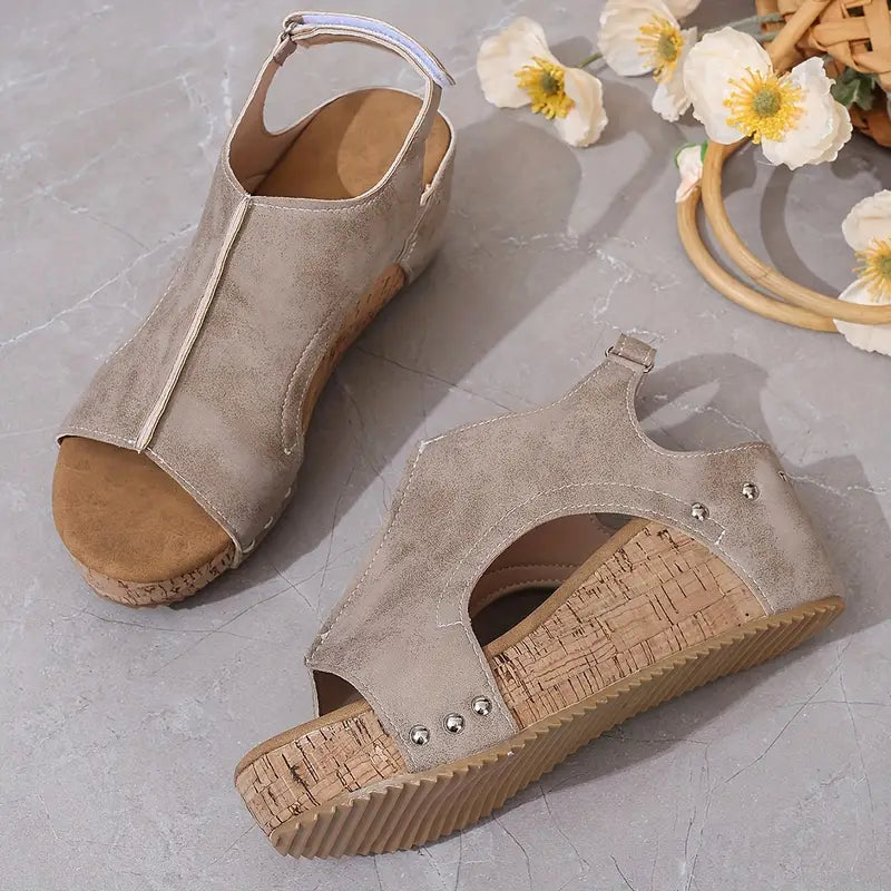 Naomi® | Comfortable and stylish sandals
