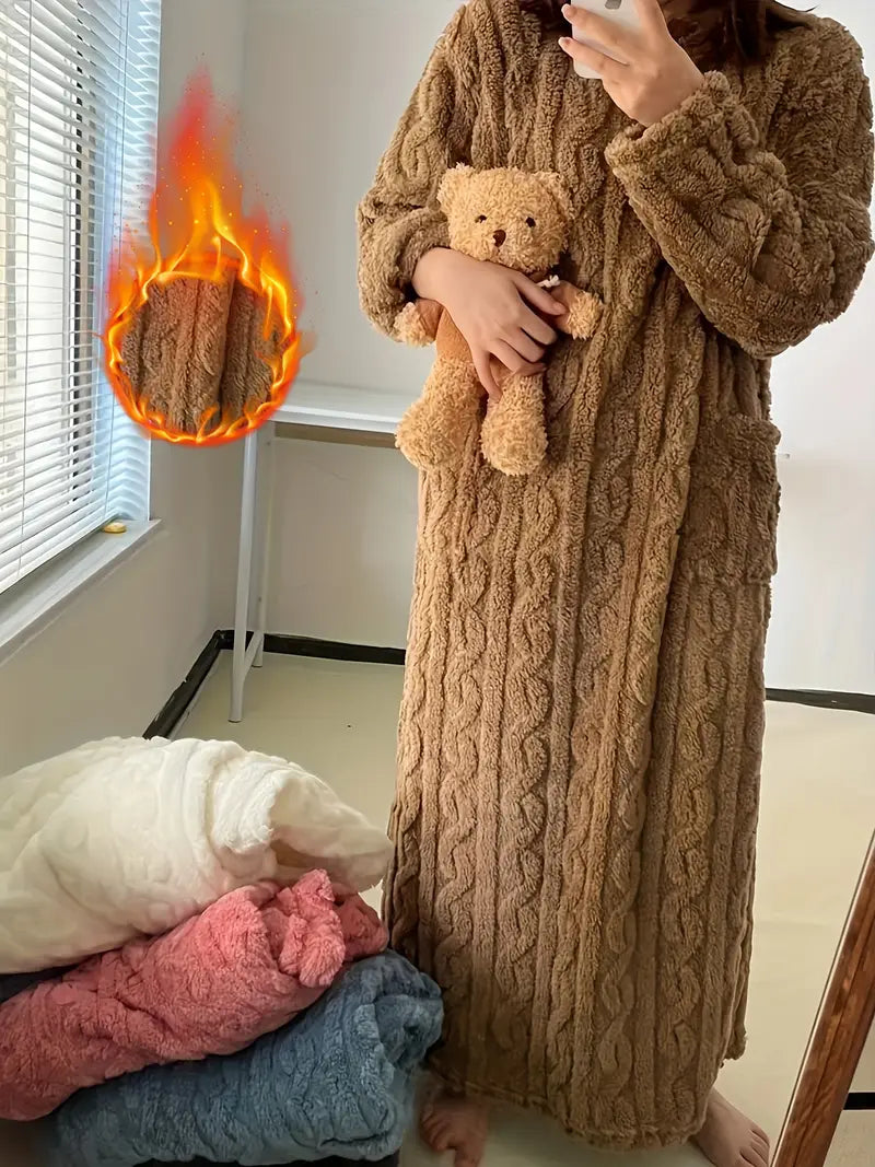 Dafne® | Soft wool nightgown