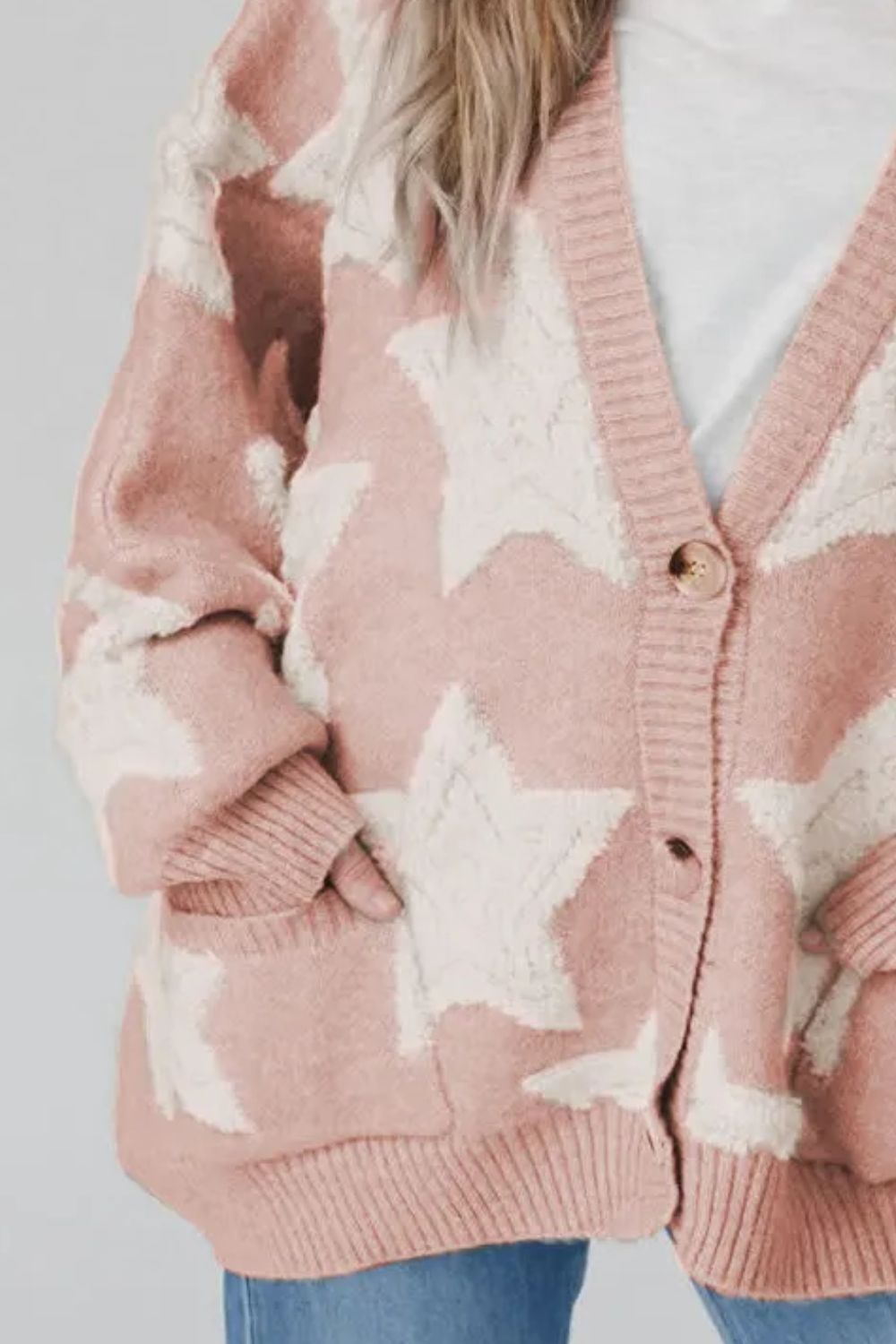 Leila® | Timeless and stylish winter cardigan