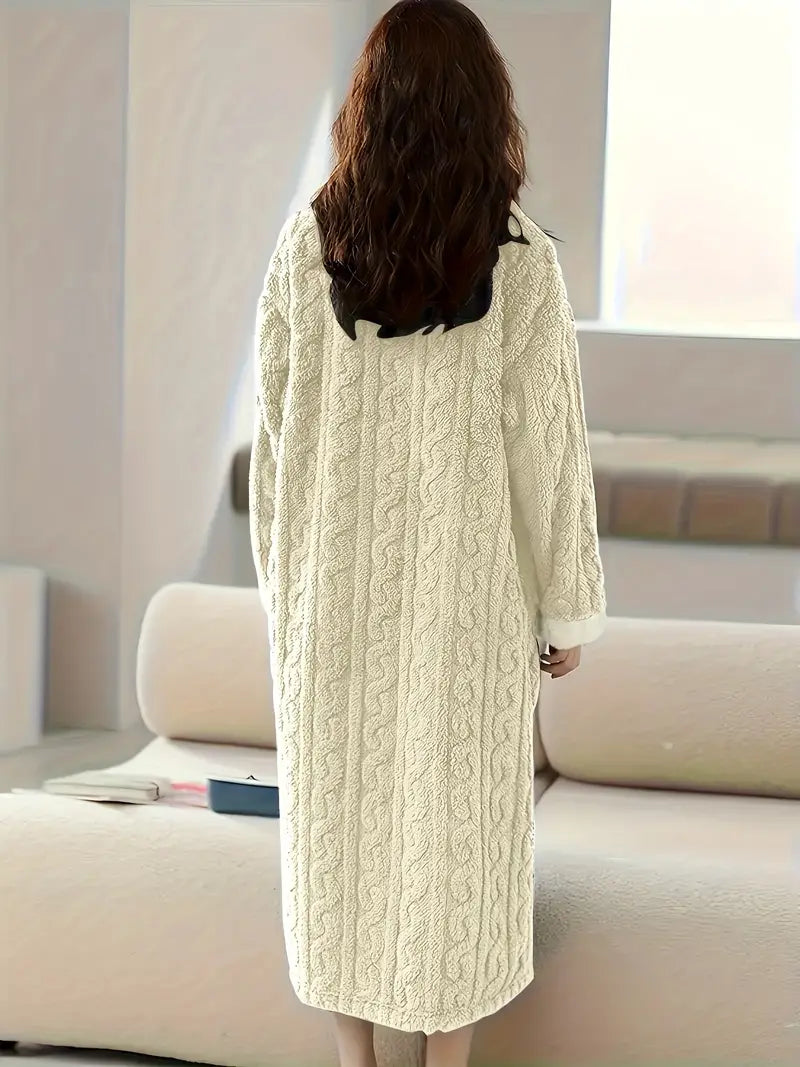 Dafne® | Soft wool nightgown