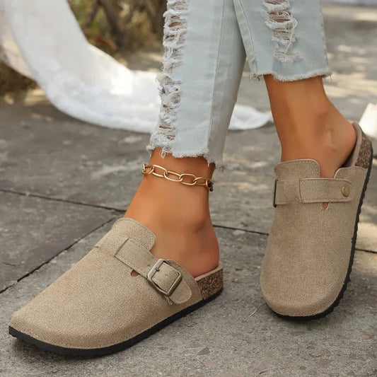 Lucy® | Classic suede sandals with a round toe