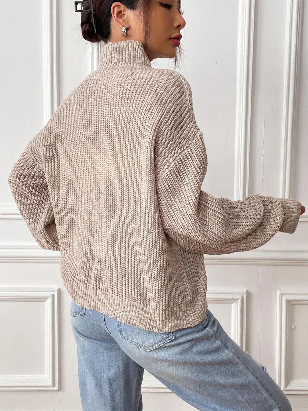 Adela® | Cozy long-sleeved sweater with an original heart pattern