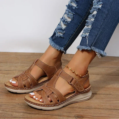 Aída® | Fashionable Leather Sandals For Women